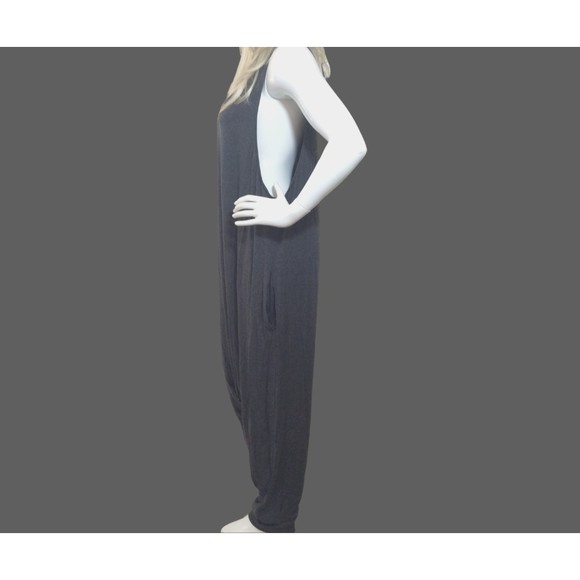 NWT Over-Sized Comfy fit I Dream of Jeanie Romper/Jumpsuit by Annabella XXL - Picture 2 of 8